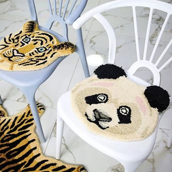 2022 Nova Família Imitação de Cashmere Almofada do Assento de desenhos animados Tigre/Leão/Panda Forma de Espessamento Tapete para o Quarto Sala de estar