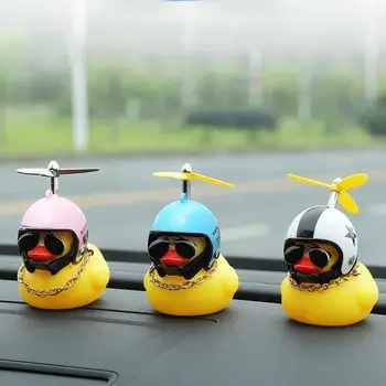Carro Enfeite Decoração Criativa Linda Lucky Duck Painel Do Carro Brinquedos Com Capacete E Cadeia Engraçado Luminoso De Acessórios Para Carros