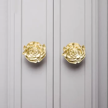 Rose Forma de Botão de Latão Ouro maçanetas Retro Gabinete de Mobiliário Botões Vintage Armário Puxa Para Gaveta DIY Decoração de Casa de Fixação